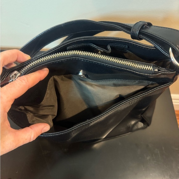 Black Matt & Nat purse. - Picture 5 of 9